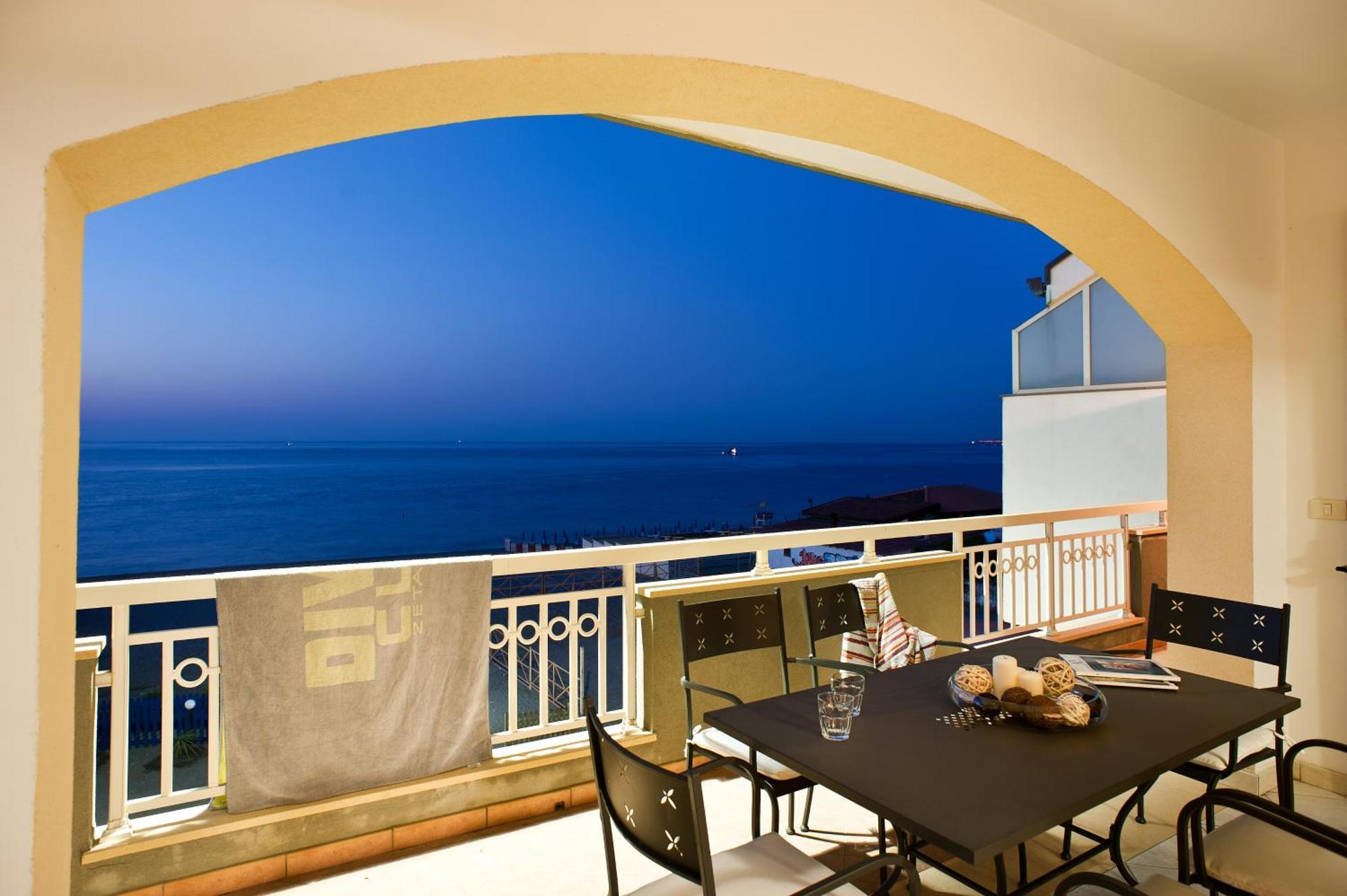 Casa Vacanze Samira Fondachello  Exterior photo
